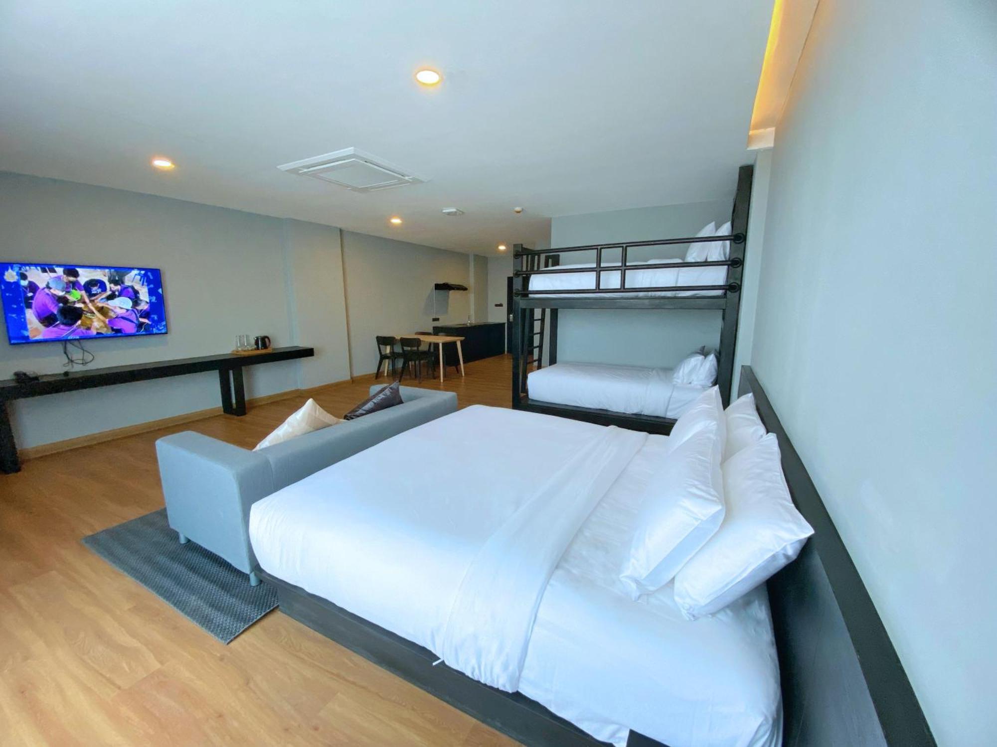 Bb Hotel Savannakhet Buitenkant foto