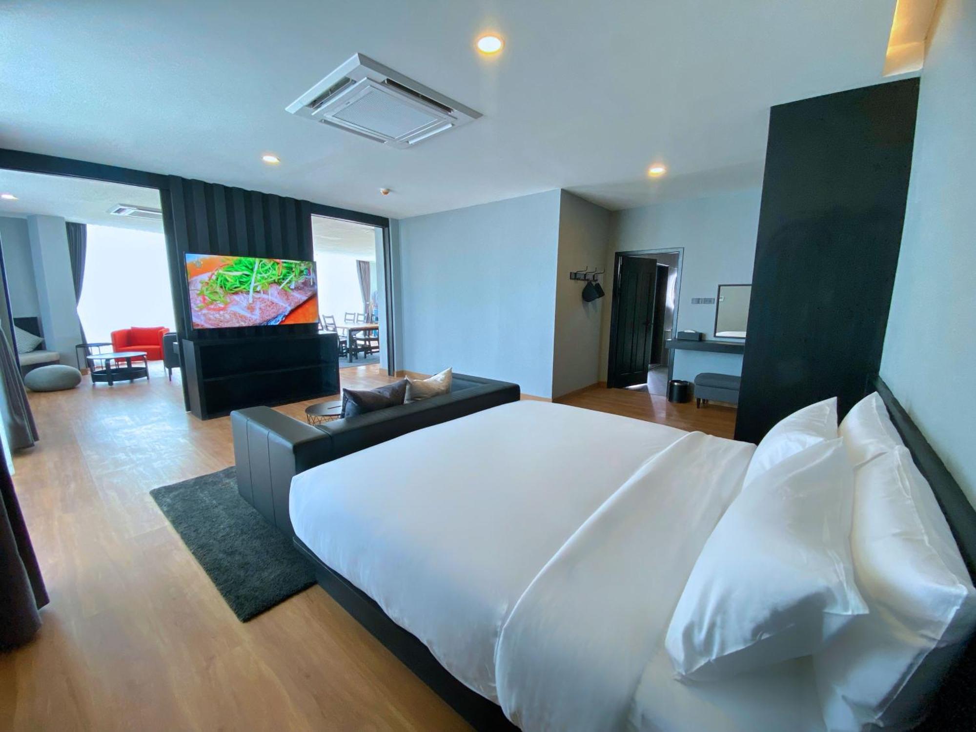 Bb Hotel Savannakhet Buitenkant foto